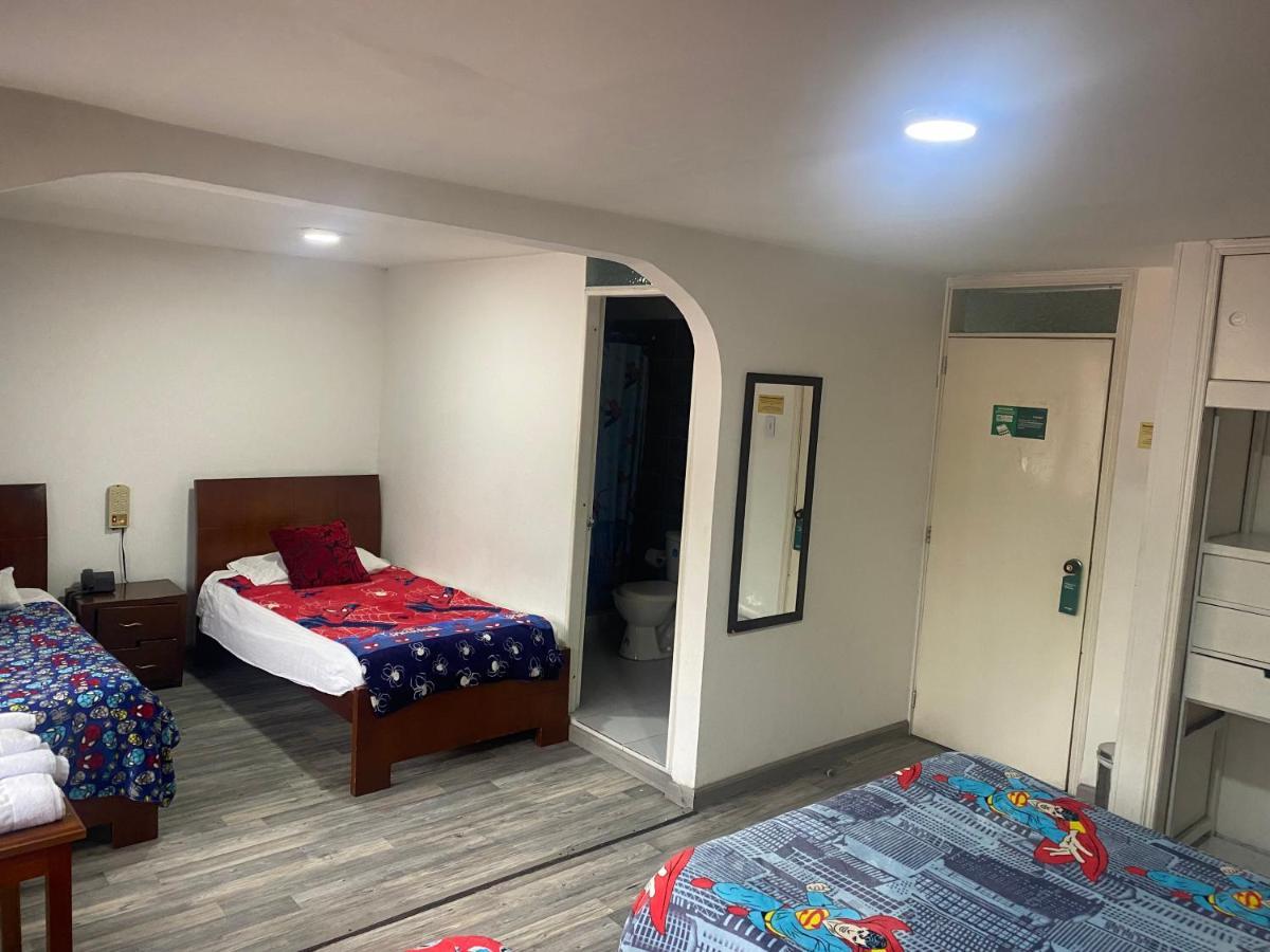 Hotel Comic City ボゴタ エクステリア 写真